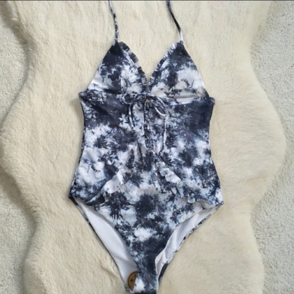 New Tie Dye Lace-up Ruffle Trim One Piece Swimsuit - Picture 6 of 7